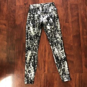 Lululemon Wunder Under Foil Legging